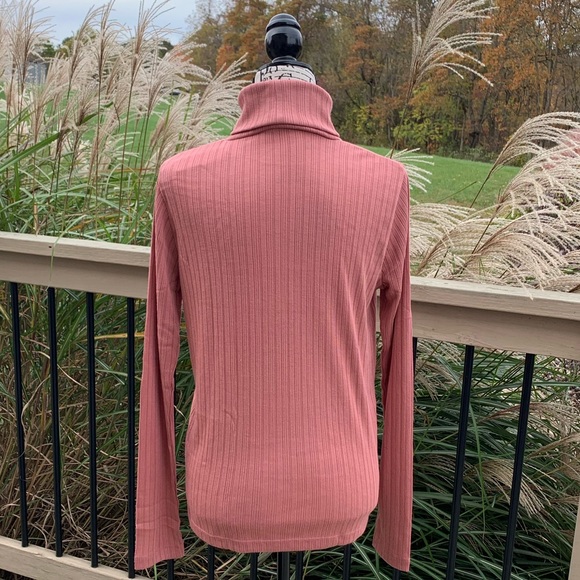 J. Crew Vintage Quartz Ribbed Turtleneck - NWT - Picture 2 of 4